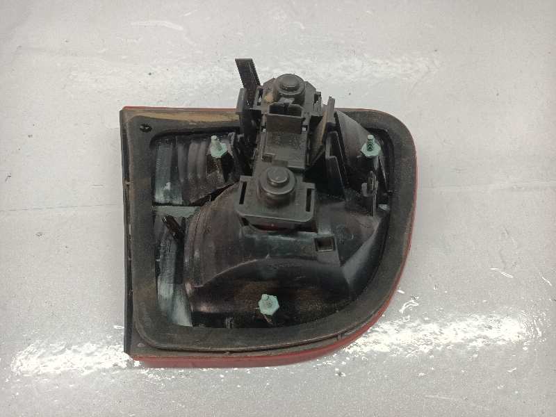 PILOTO TRASERO DERECHO