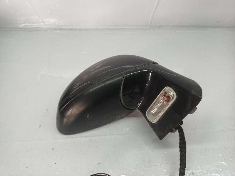 RETROVISOR DERECHO