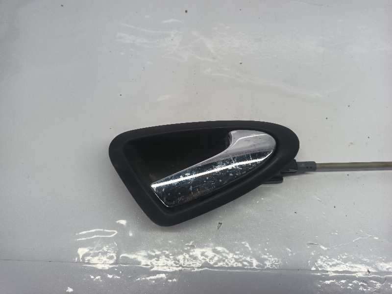 MANETA INTERIOR TRASERA DERECHA