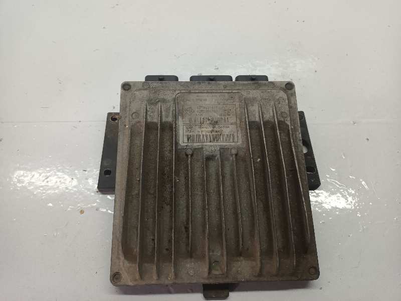 8200331477 CENTRALITA MOTOR UCE RENAULT CLIO II FASE II (B-CB0)