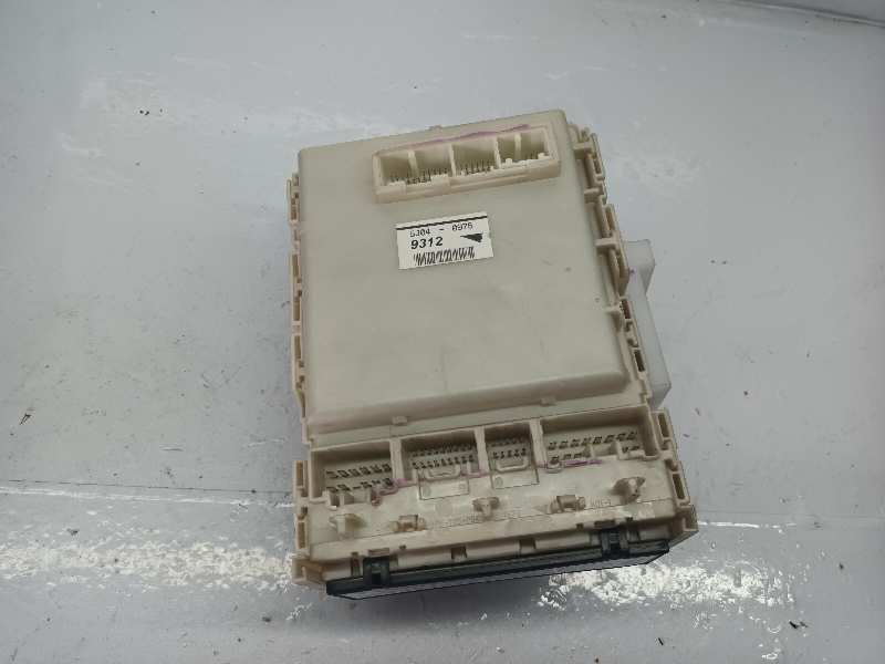 CAJA RELES - FUSIBLES