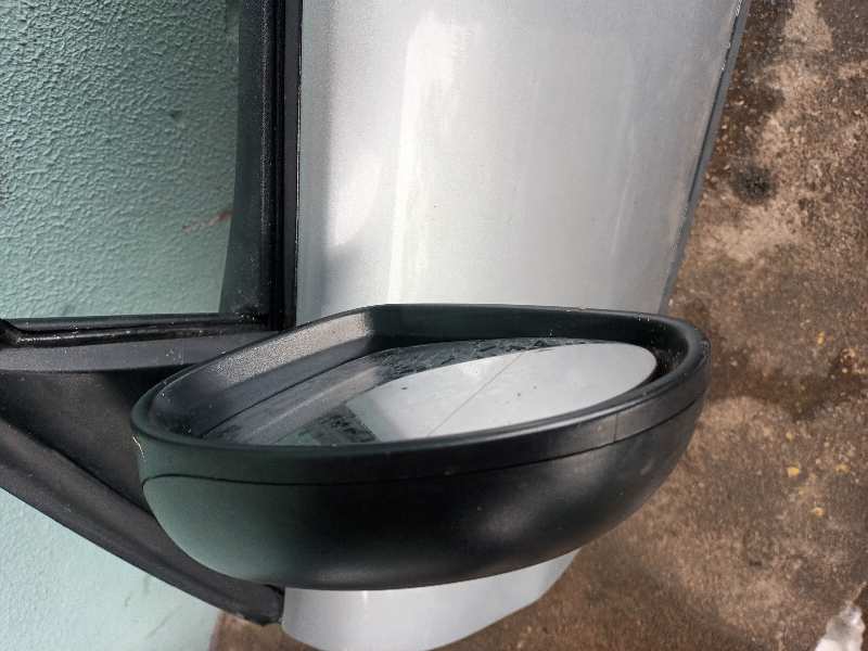 RETROVISOR IZQUIERDO