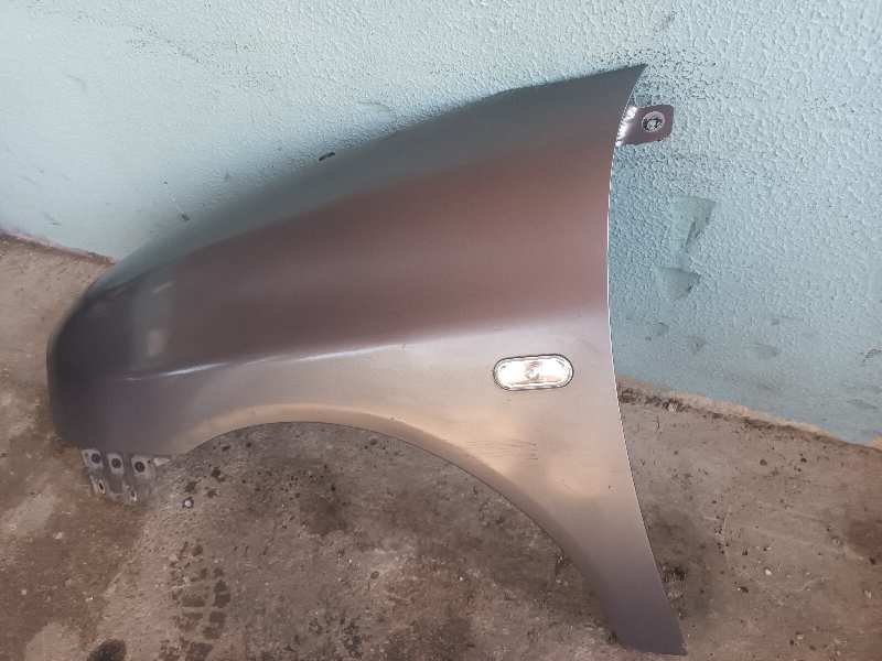 ALETA DELANTERA IZQUIERDA