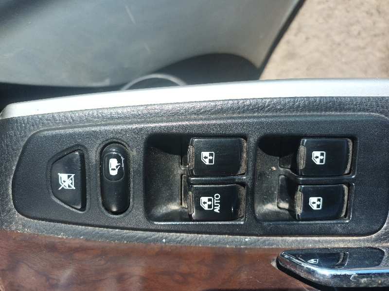 MANDO ELEVALUNAS DELANTERO IZQUIERDO 