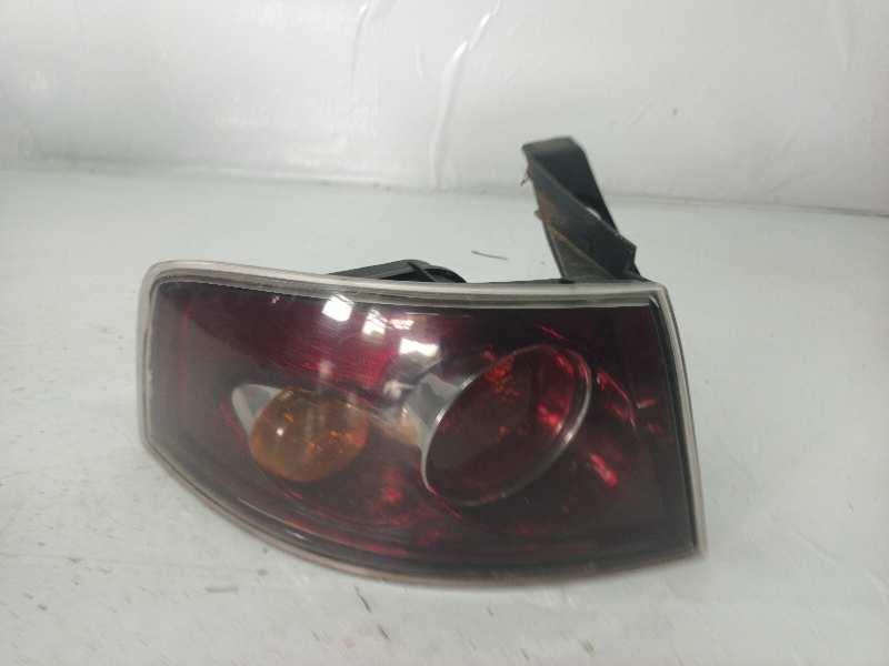 PILOTO TRASERO IZQUIERDO