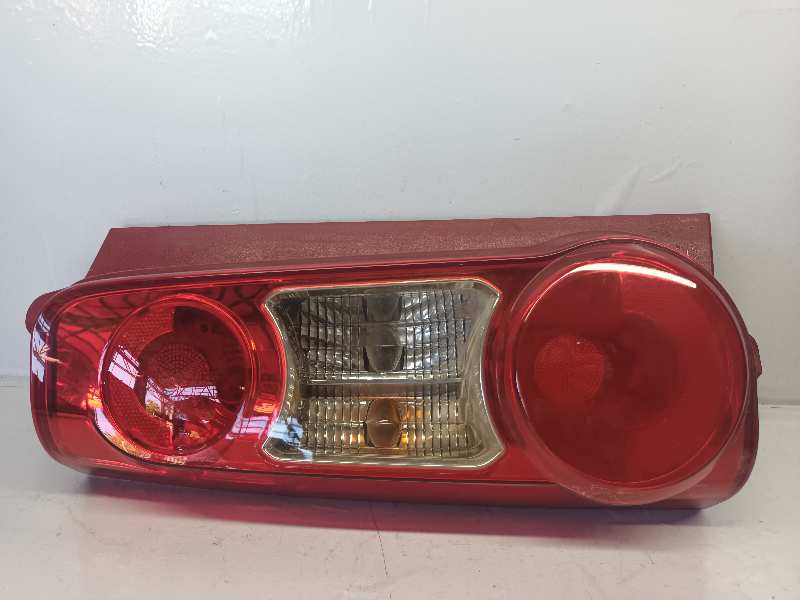 PILOTO TRASERO IZQUIERDO