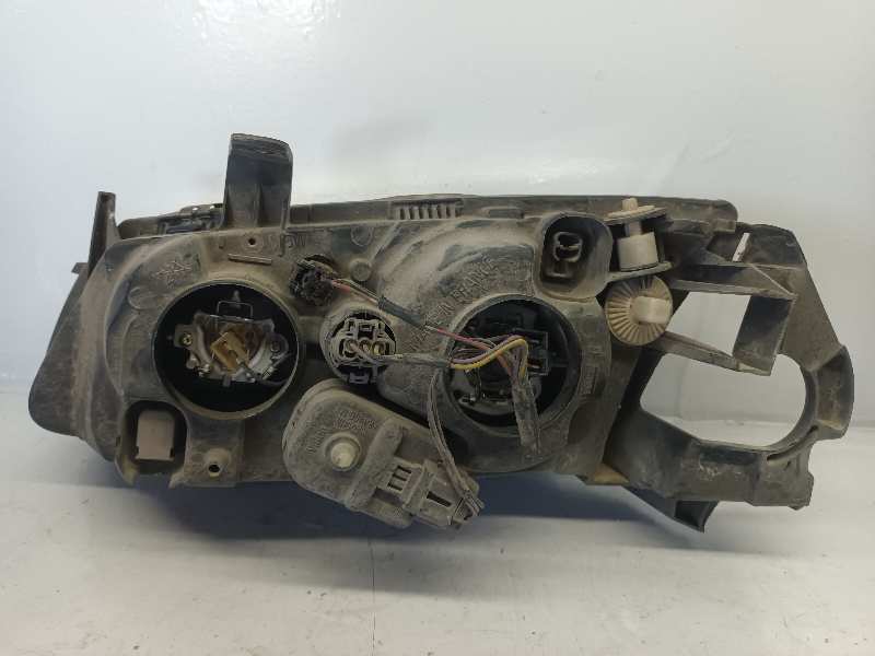 26010BN011 FARO DERECHO NISSAN ALMERA (N16-E)