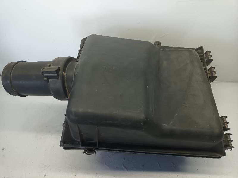 A0030947504 FILTRO AIRE MERCEDES VITO (W638) CAJA CERRADA