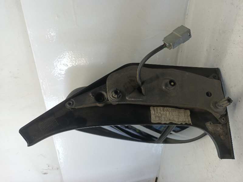 RETROVISOR IZQUIERDO