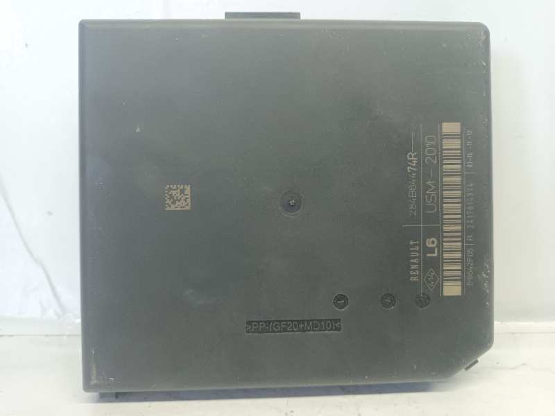 CAJA RELES - FUSIBLES