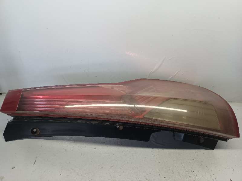 PILOTO TRASERO DERECHO