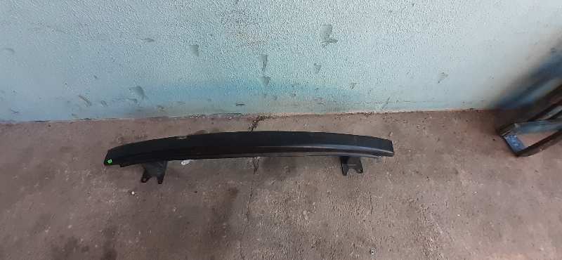 REFUERZO PARAGOLPES DELANTERO