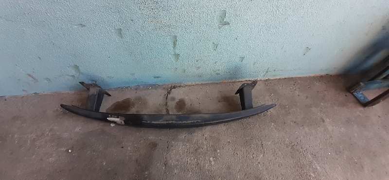 REFUERZO PARAGOLPES DELANTERO