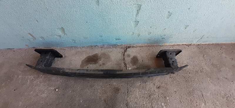 REFUERZO PARAGOLPES DELANTERO