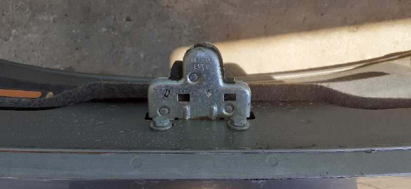 CERRADURA MALETERO - PORTON