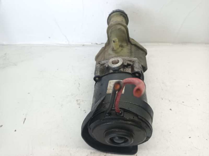 183042610Z BOMBA SERVODIRECCION CITROEN SAXO
