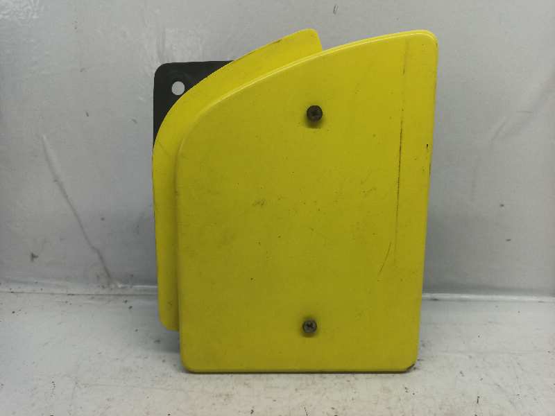 TAPA EXTERIOR COMBUSTIBLE