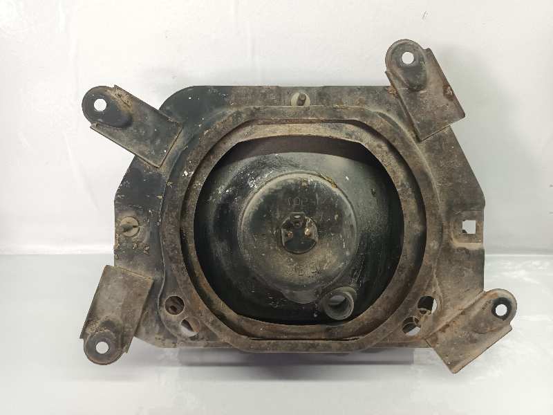 88701 FARO DERECHO NISSAN PATROL (K-W260)