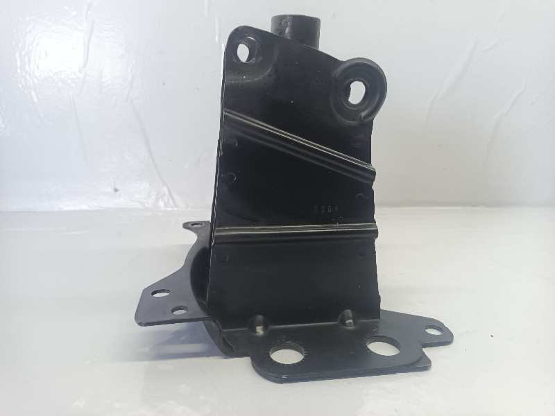 REFUERZO PARAGOLPES DELANTERO