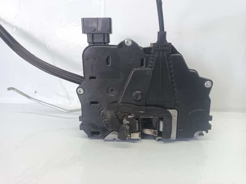 CERRADURA PUERTA DELANTERA IZQUIERDA 