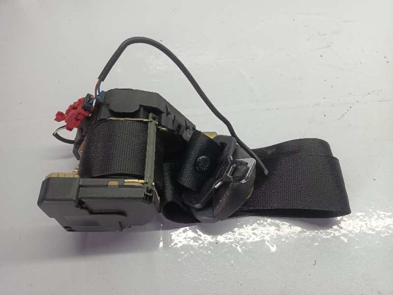 CINTURON SEGURIDAD DELANTERO DERECHO