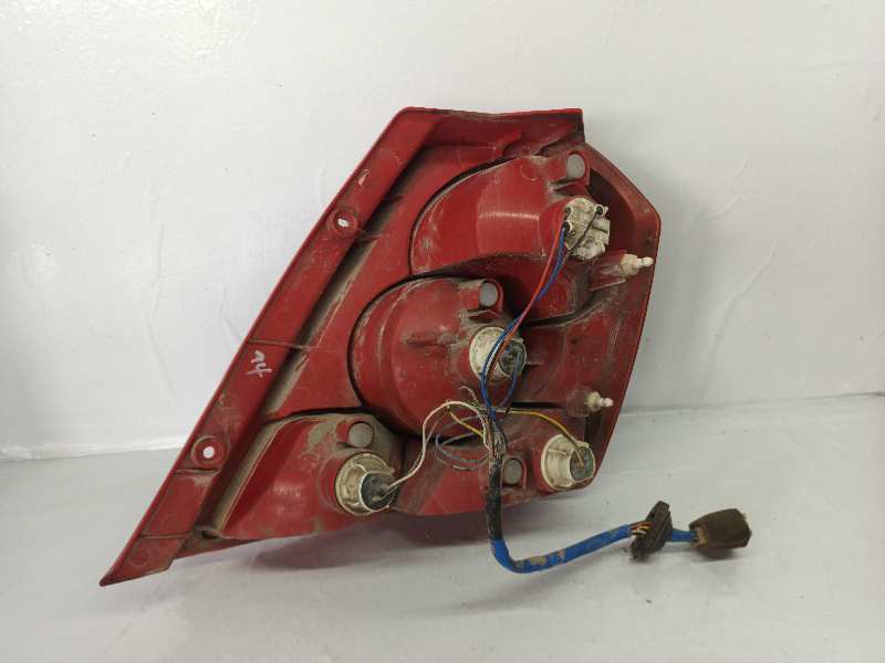 PILOTO TRASERO IZQUIERDO