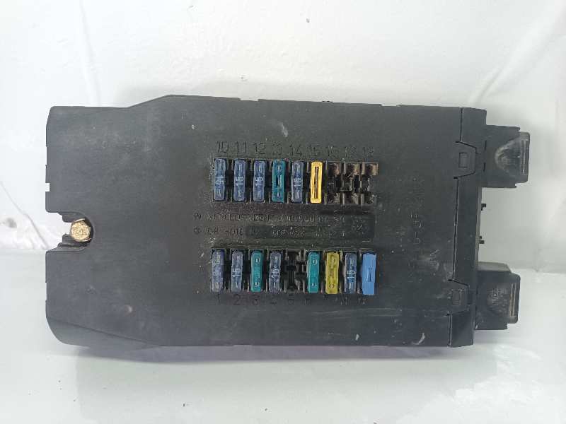 0005400650 CAJA RELES  FUSIBLES MERCEDES VITO (W638) CAJA CERRADA
