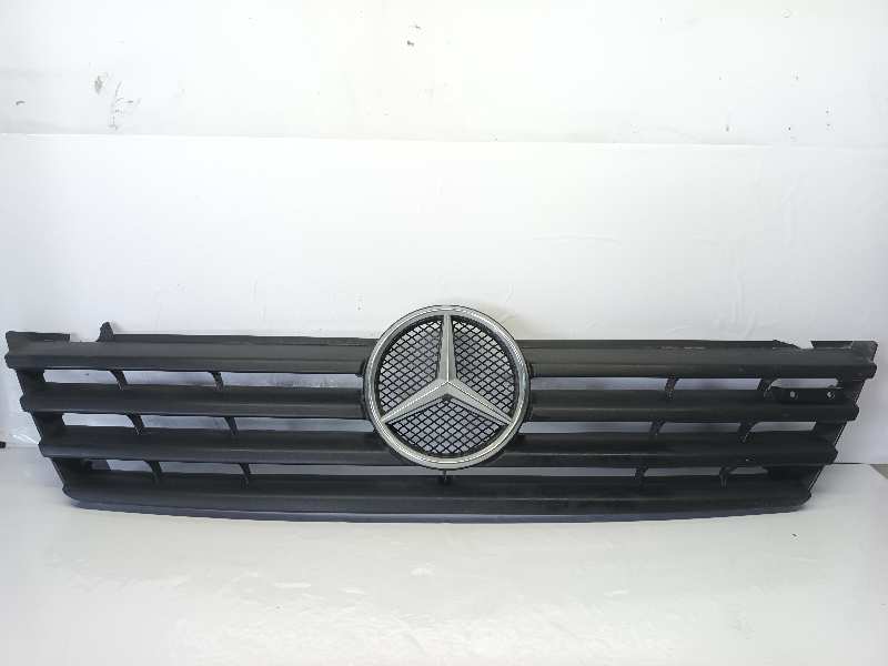 A9018800085 REJILLA DELANTERA MERCEDES SPRINTER (W901,W904) CAJA CERR.