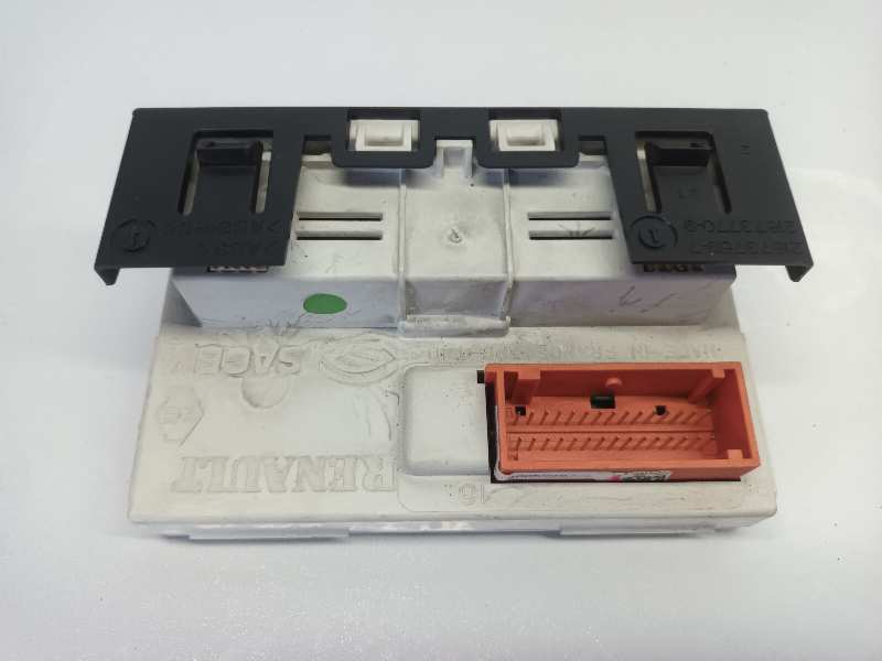 PANTALLA MULTIFUNCION