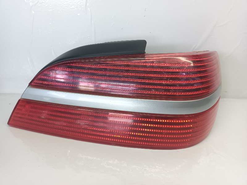 PILOTO TRASERO DERECHO