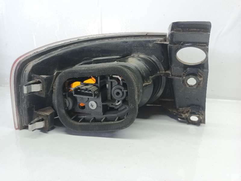 PILOTO TRASERO DERECHO