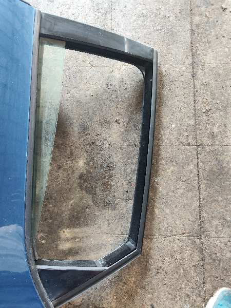 LUNA TRASERA IZQUIERDA