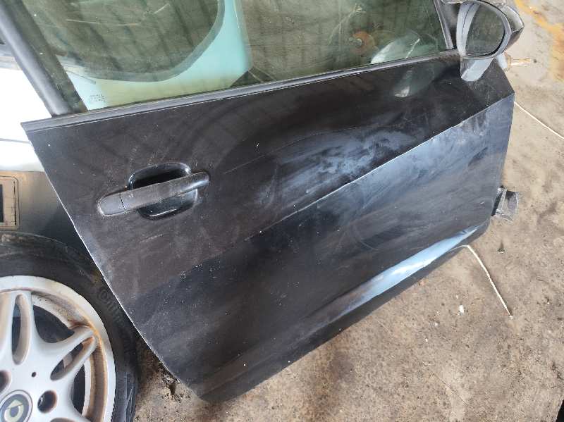 PUERTA DELANTERA DERECHA