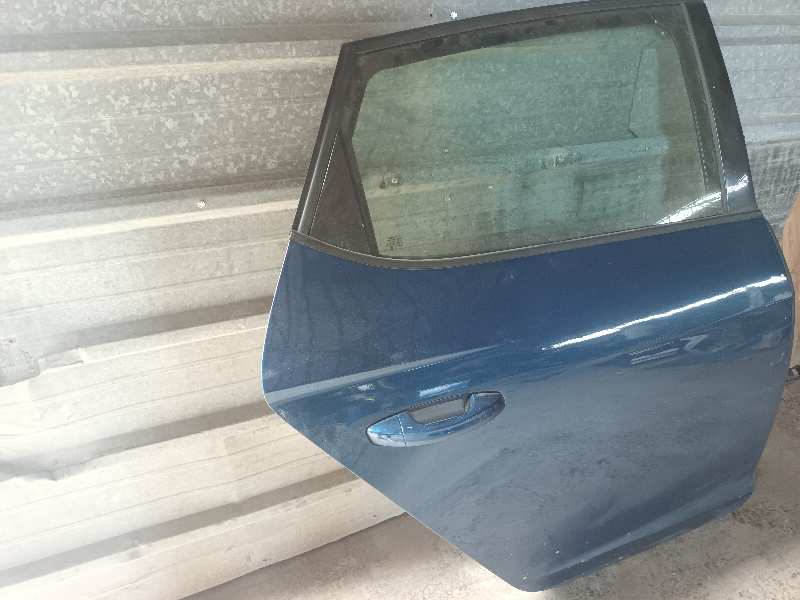 PUERTA TRASERA DERECHA