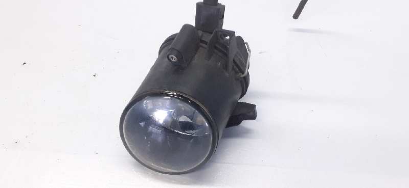 FARO ANTINIEBLA IZQUIERDO