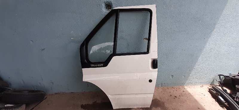 PUERTA DELANTERA IZQUIERDA