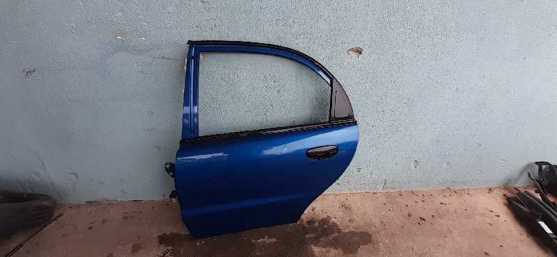 PUERTA TRASERA IZQUIERDA DAEWOO LANOS