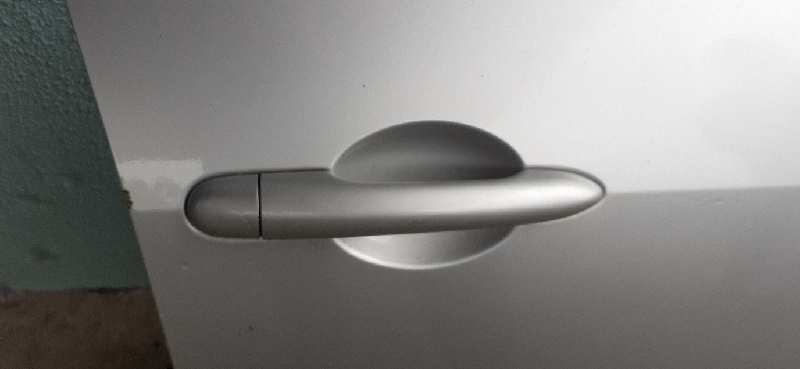 MANETA EXTERIOR DELANTERA DERECHA