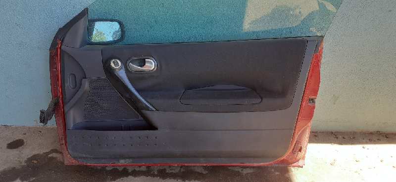 GUARNECIDO PUERTA DELANTERA DERECHA