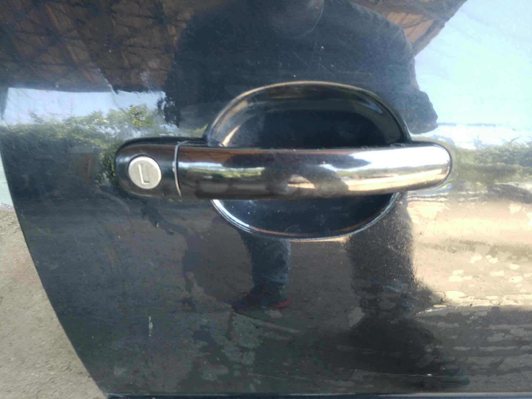 MANETA EXTERIOR DELANTERA DERECHA