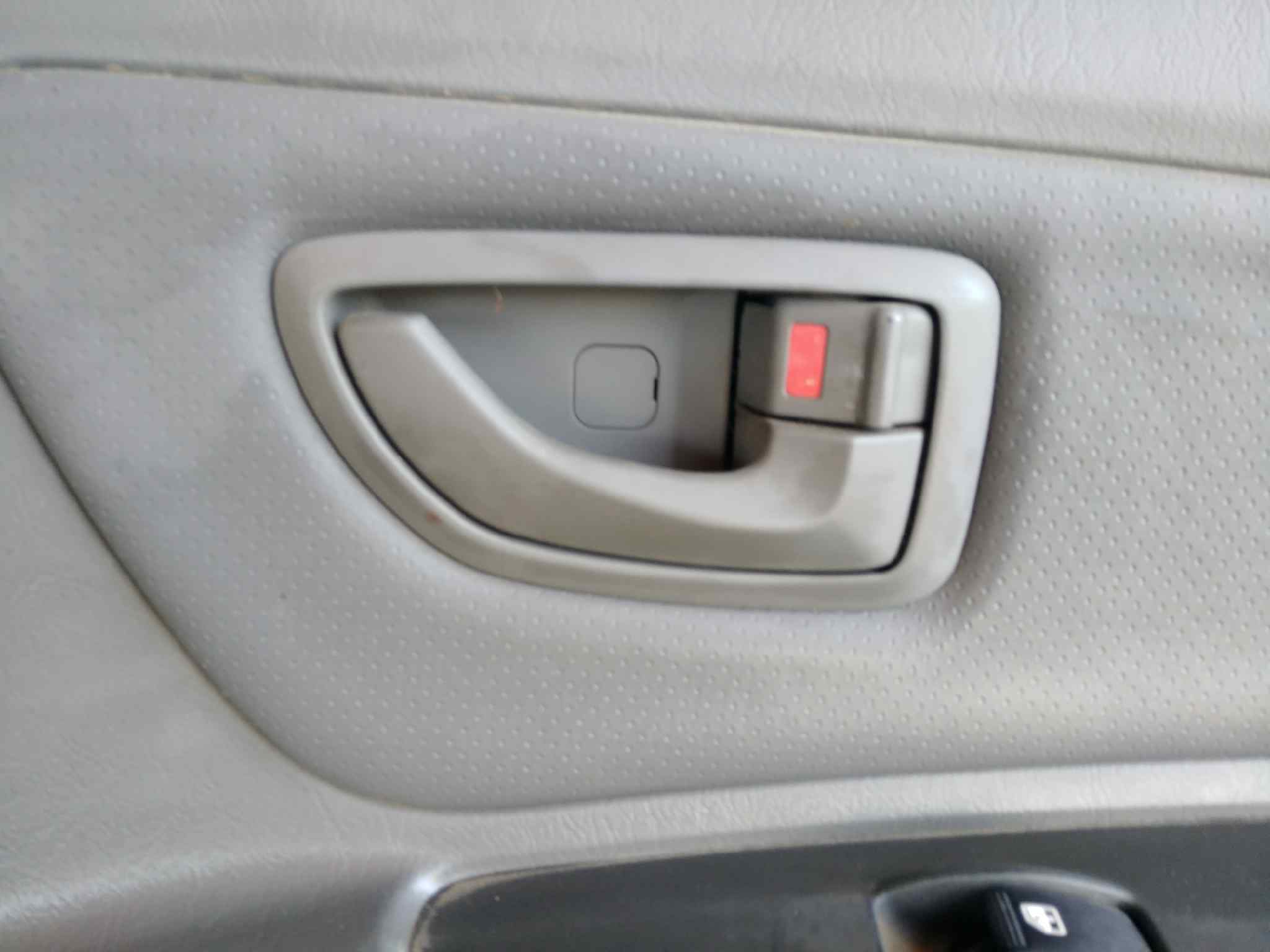 MANETA INTERIOR TRASERA DERECHA