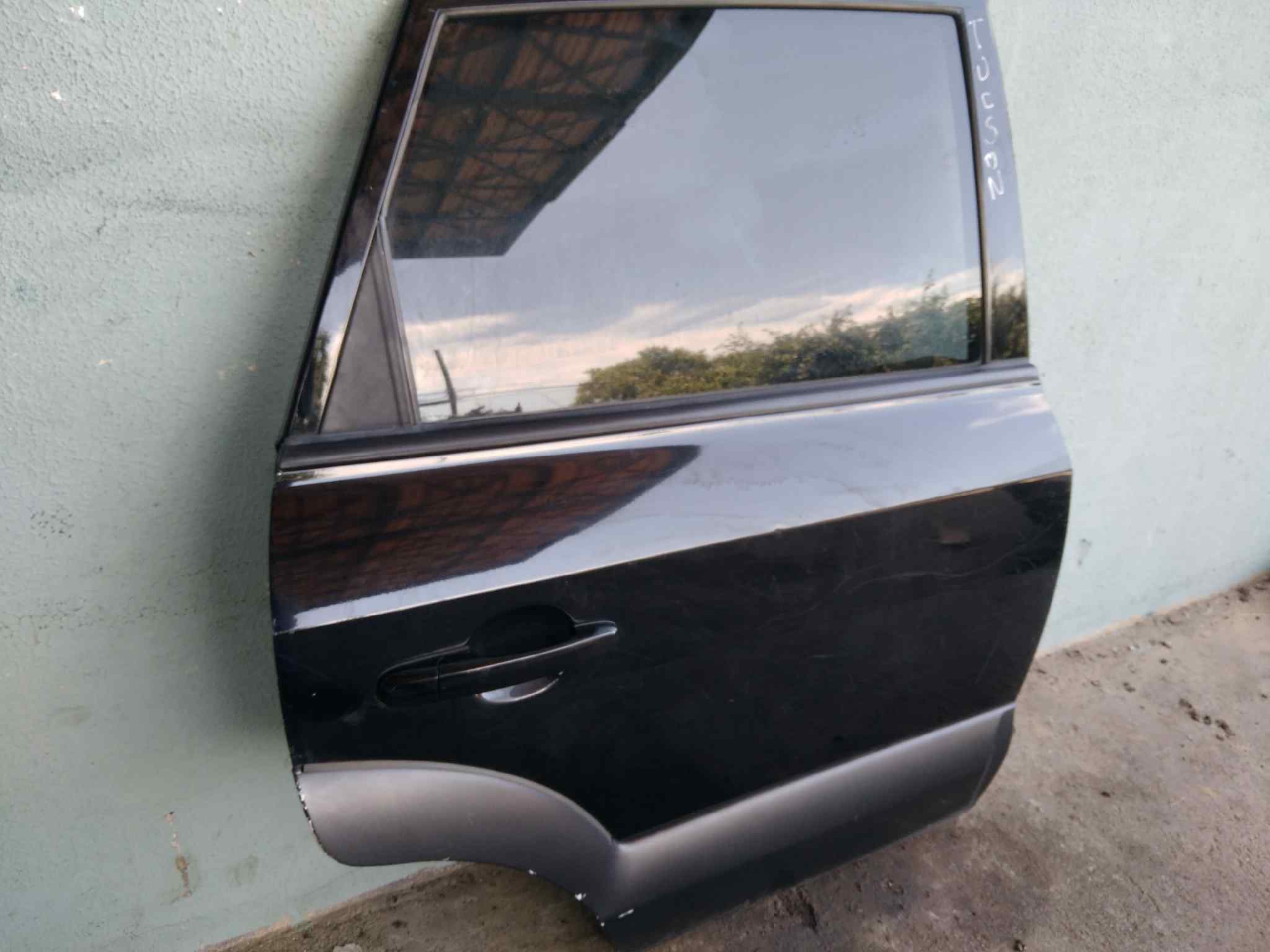 PUERTA TRASERA DERECHA