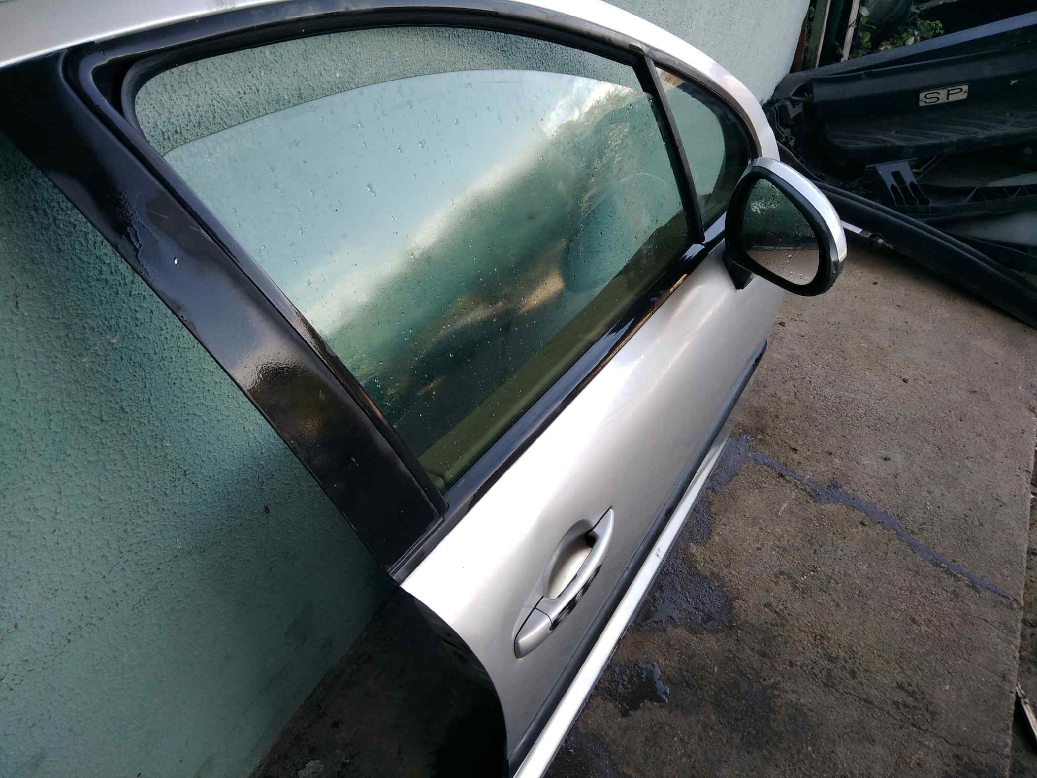 PUERTA DELANTERA DERECHA