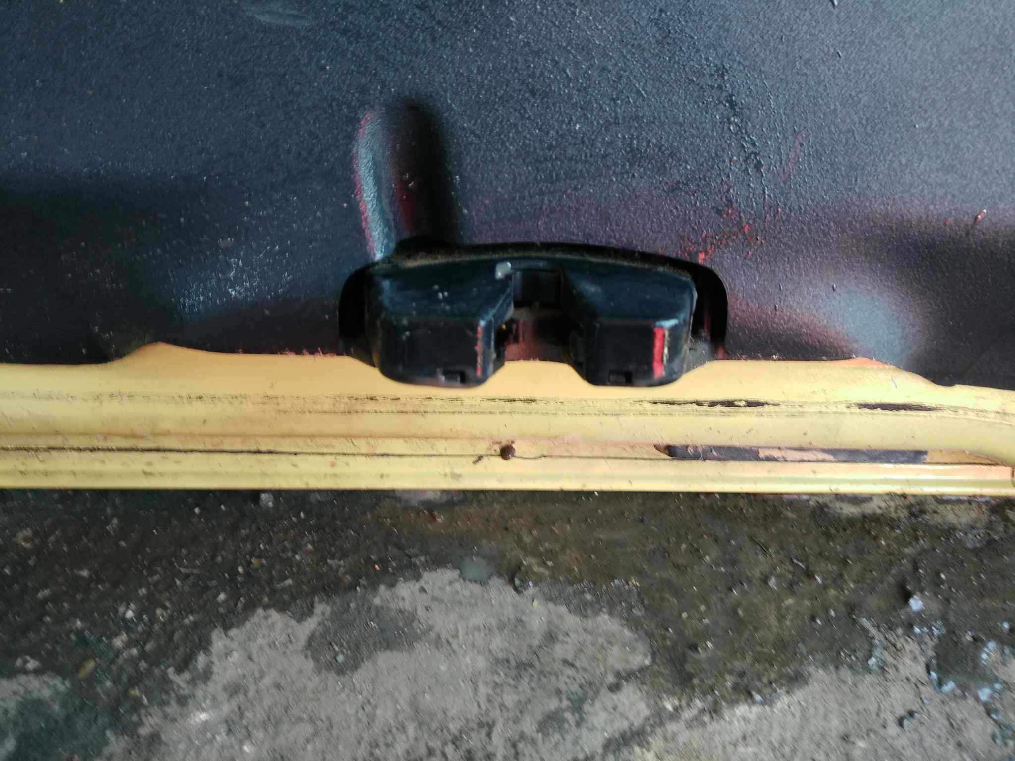 CERRADURA MALETERO - PORTON