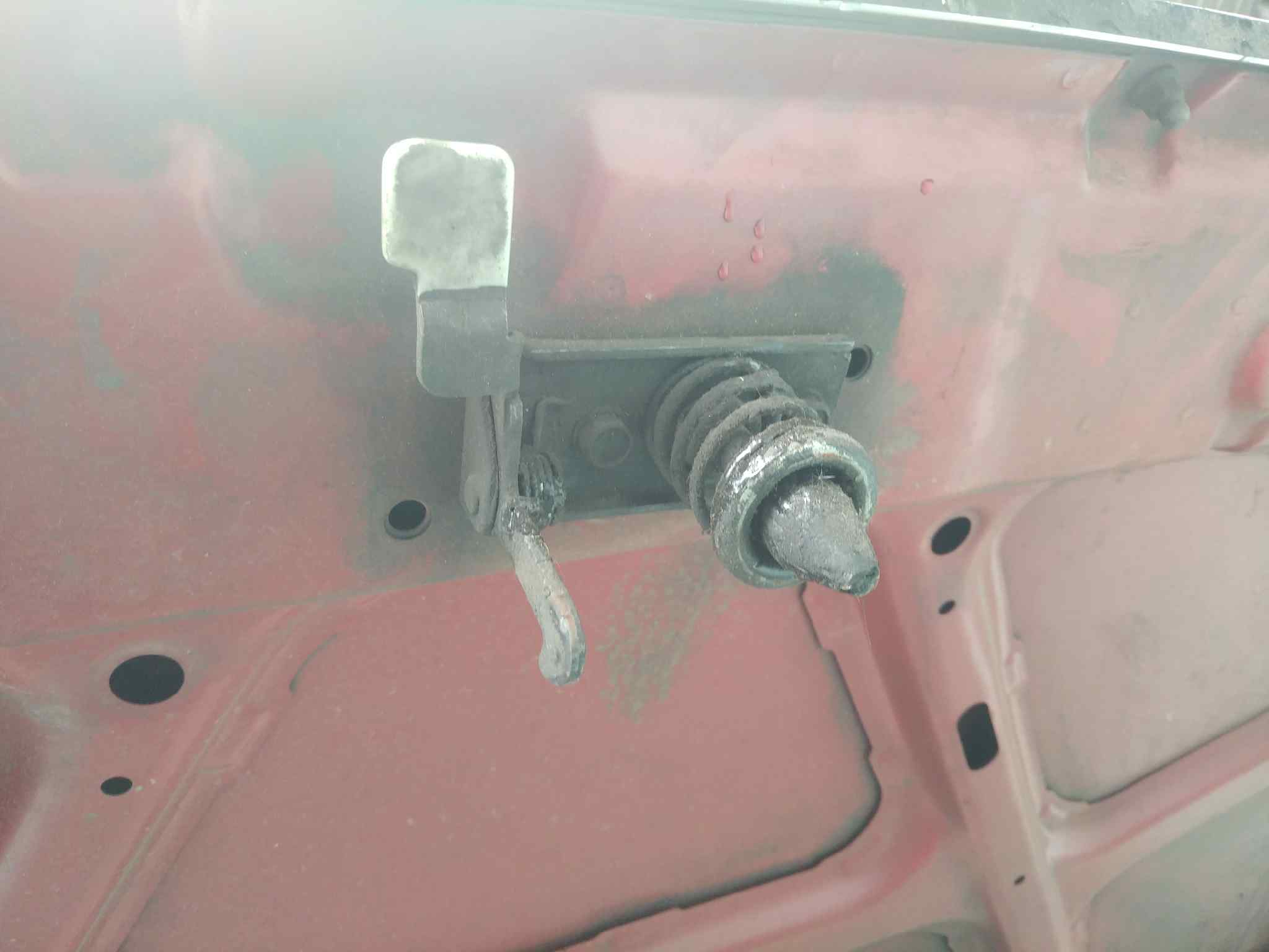 CERRADURA CAPOT CHEVROLET AVEO