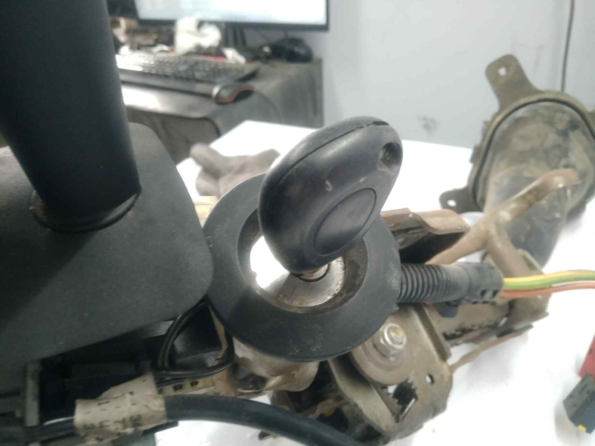 CONMUTADOR DE ARRANQUE