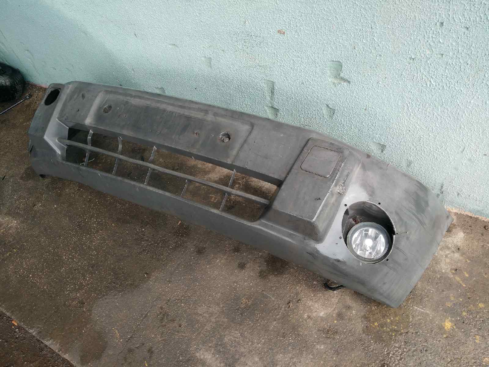 PARAGOLPES DELANTERO