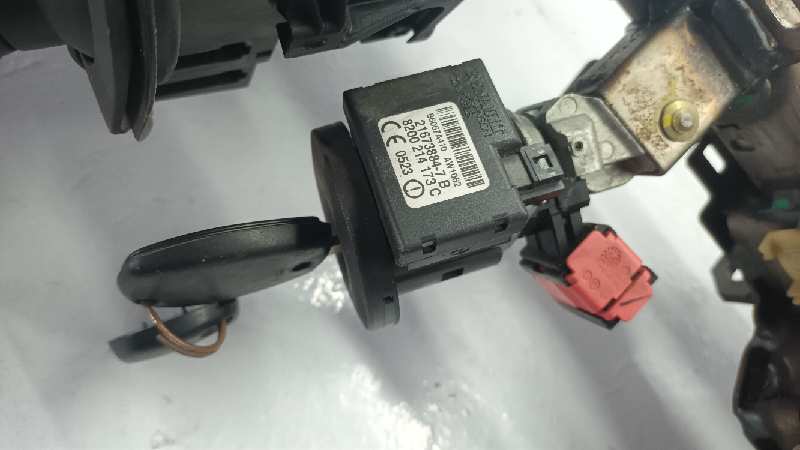 CONMUTADOR DE ARRANQUE