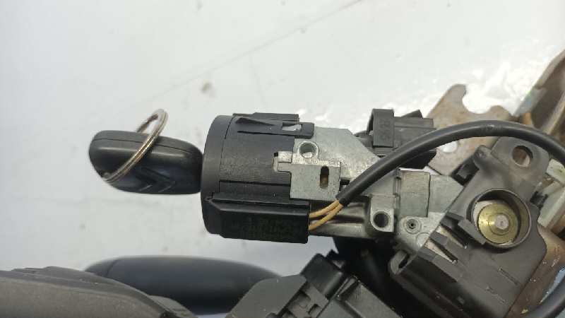 CONMUTADOR DE ARRANQUE