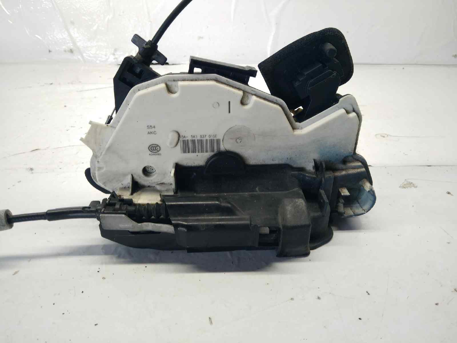 CERRADURA PUERTA DELANTERA DERECHA SEAT LEON SC (5F5)